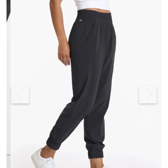 Vuori Pants - Vuori Women's Villa Jogger sz L